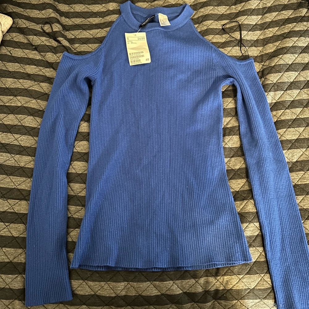H&M long sleeve top